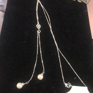 Silver chains w/pearls